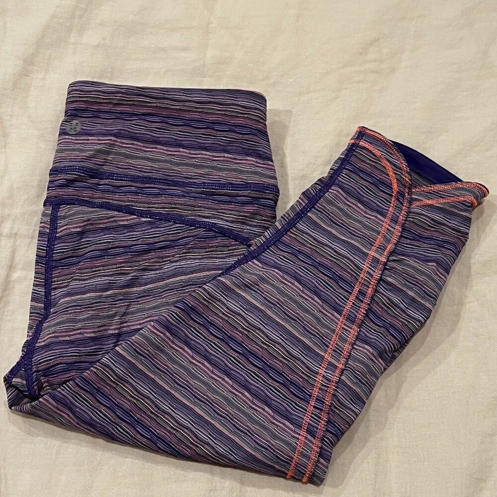 Lululemon Run Top Speed Crop Size 2 Multi-Color - image 6